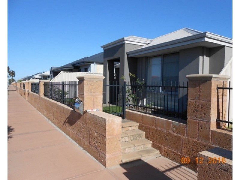 164 Suffolk Street, Caversham WA 6055