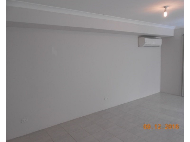 164 Suffolk Street, Caversham WA 6055