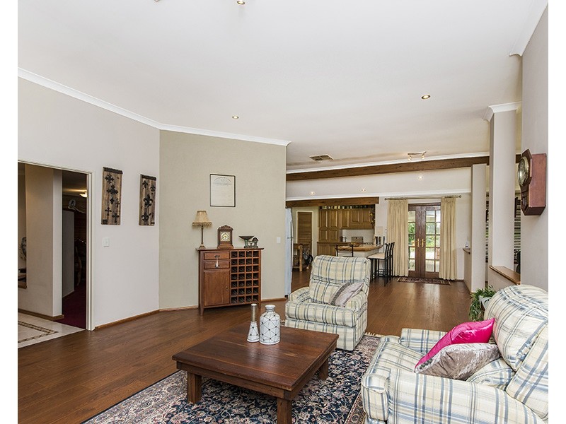 123 Vines Avenue, The Vines WA 6069