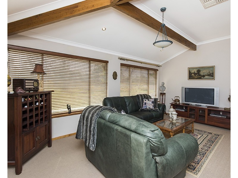 123 Vines Avenue, The Vines WA 6069