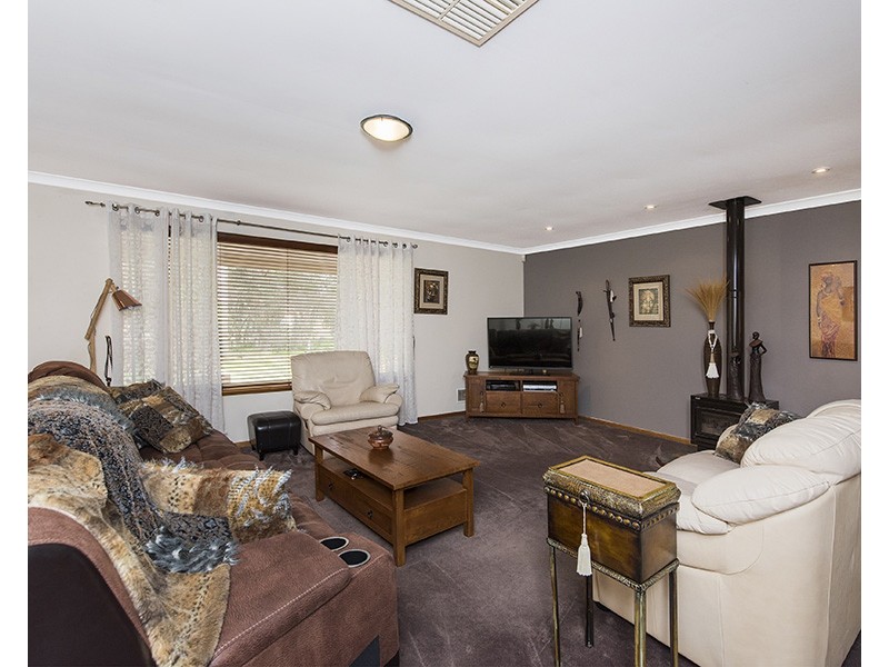 123 Vines Avenue, The Vines WA 6069