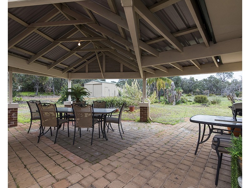 123 Vines Avenue, The Vines WA 6069