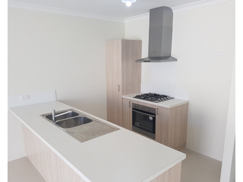 14 LUXHAY PARKWAY, Aveley WA 6069