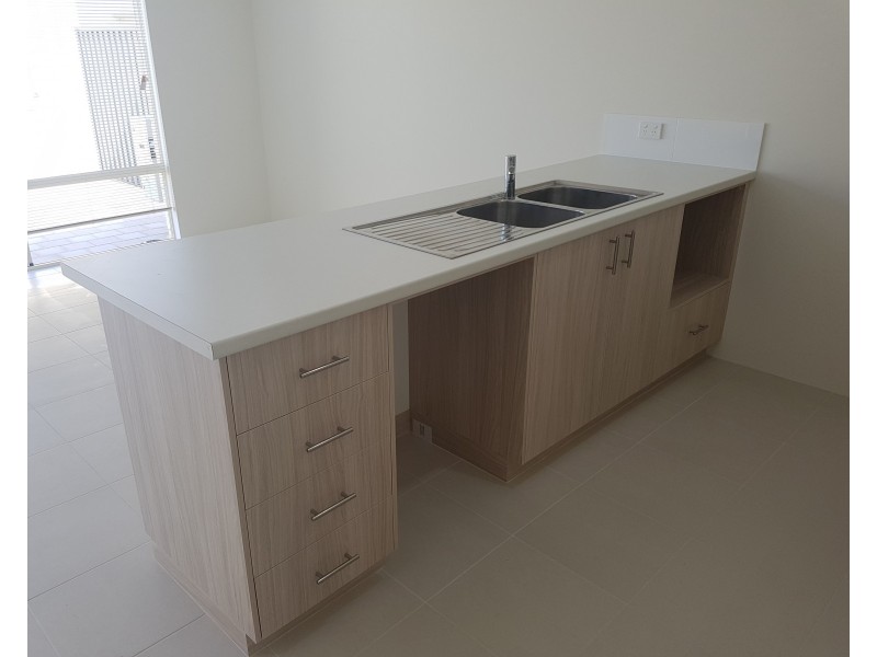 14 LUXHAY PARKWAY, Aveley WA 6069