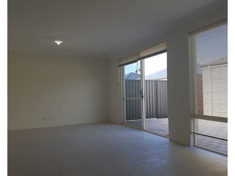 14 LUXHAY PARKWAY, Aveley WA 6069