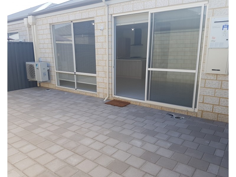 14 LUXHAY PARKWAY, Aveley WA 6069