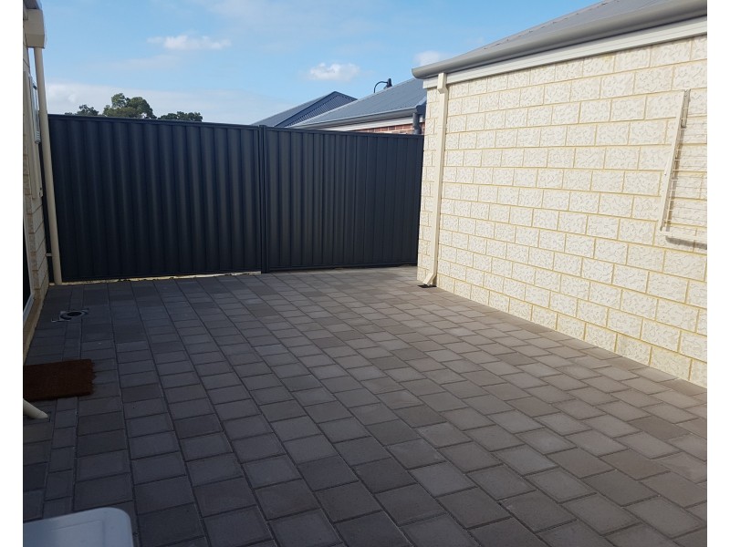 14 LUXHAY PARKWAY, Aveley WA 6069