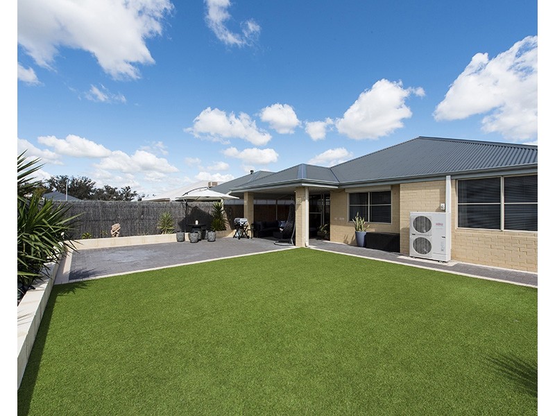 41 Hawthornden Avenue, Ellenbrook WA 6069