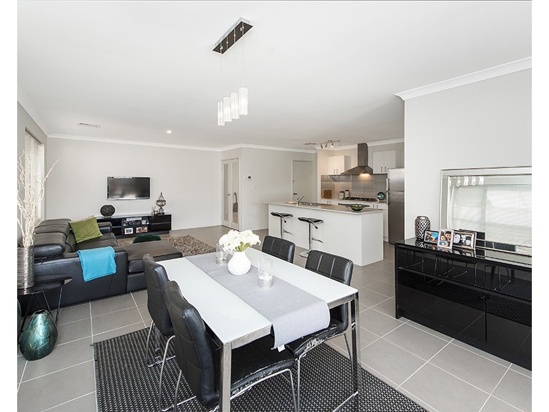 41 Hawthornden Avenue, Ellenbrook WA 6069