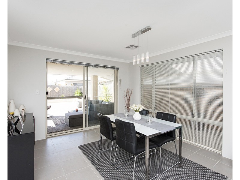 41 Hawthornden Avenue, Ellenbrook WA 6069