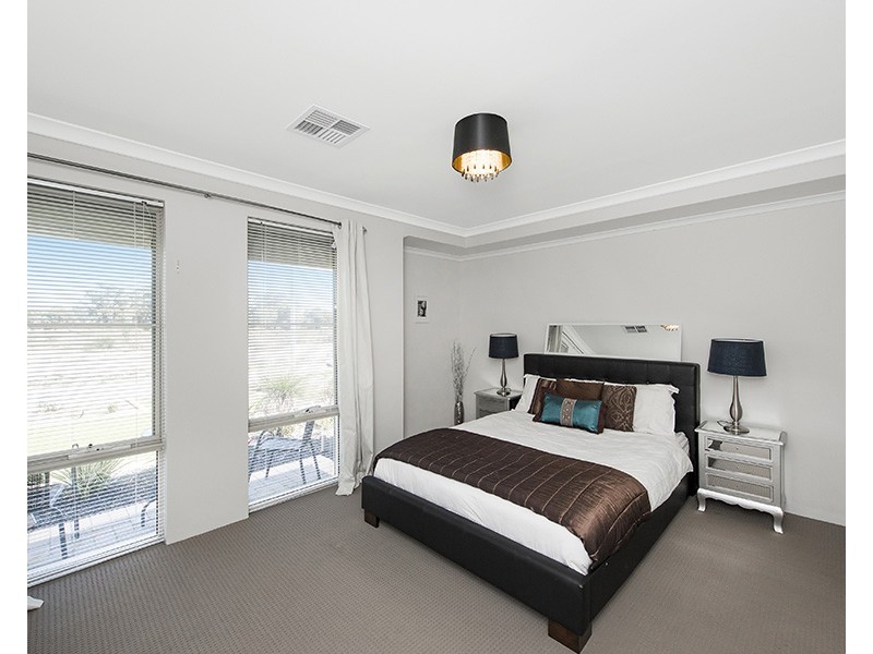 41 Hawthornden Avenue, Ellenbrook WA 6069