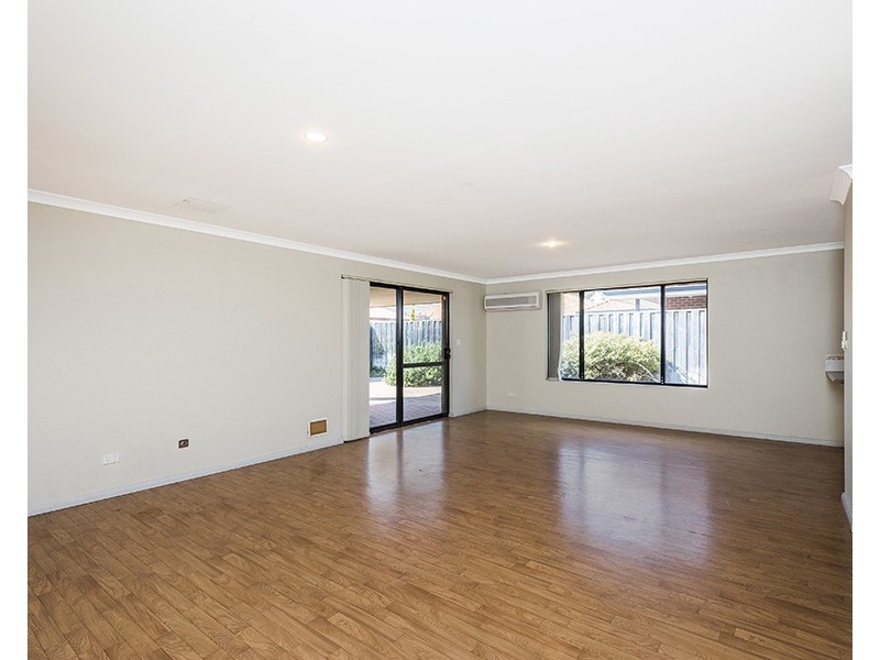 51 Parnham Avenue, Ellenbrook WA 6069