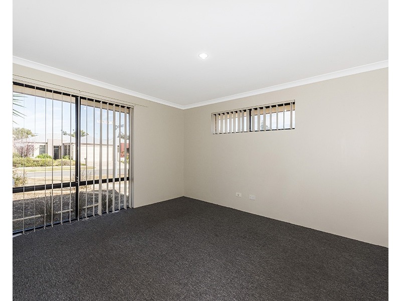 51 Parnham Avenue, Ellenbrook WA 6069