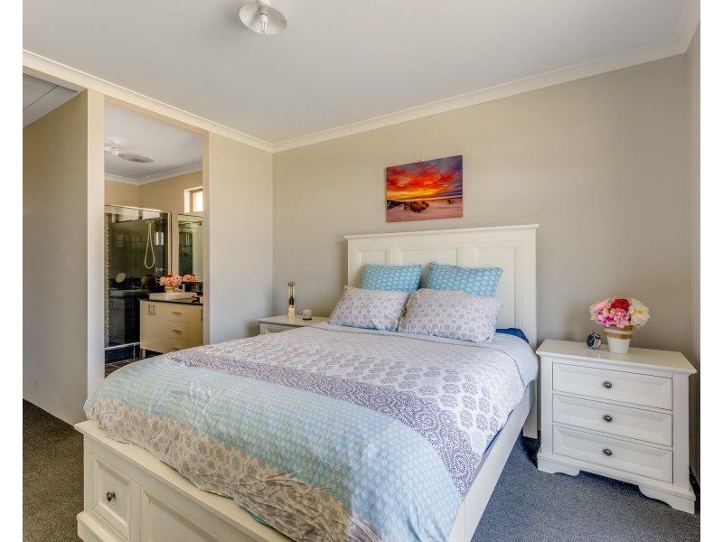 9 FIORD WAY, Aveley WA 6069