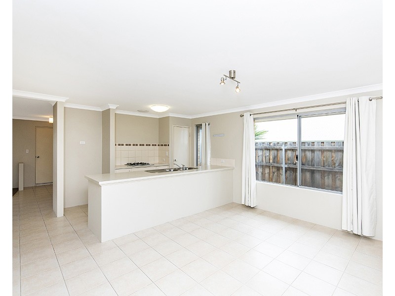 5 Mundego Turn, Ellenbrook WA 6069