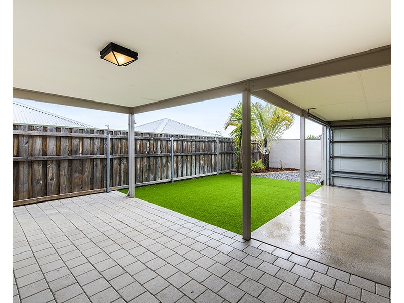 5 Mundego Turn, Ellenbrook WA 6069