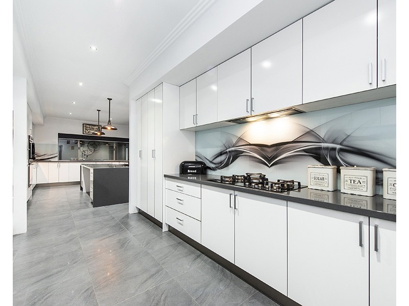 24 Mayroyd Drive, Ellenbrook WA 6069