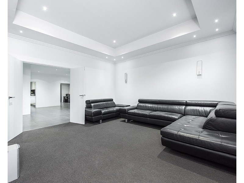 24 Mayroyd Drive, Ellenbrook WA 6069