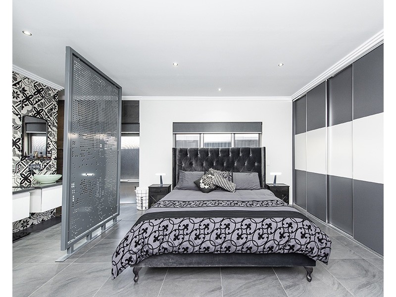 24 Mayroyd Drive, Ellenbrook WA 6069