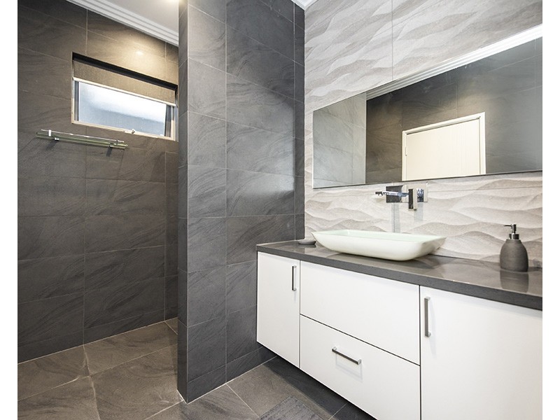 24 Mayroyd Drive, Ellenbrook WA 6069