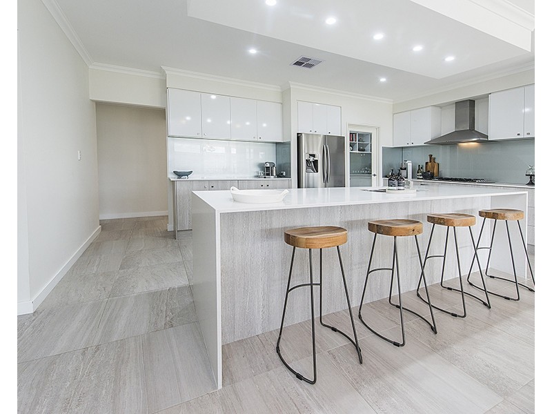 32 Berrington Trail, The Vines WA 6069