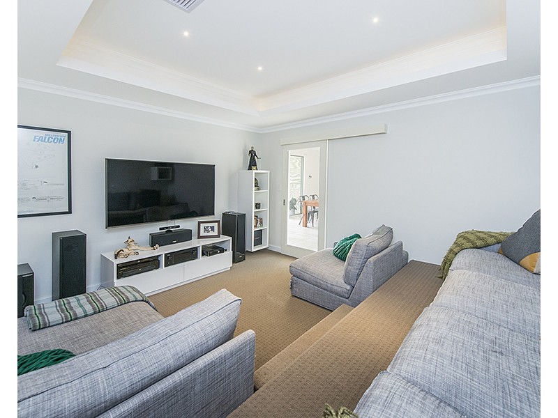 32 Berrington Trail, The Vines WA 6069