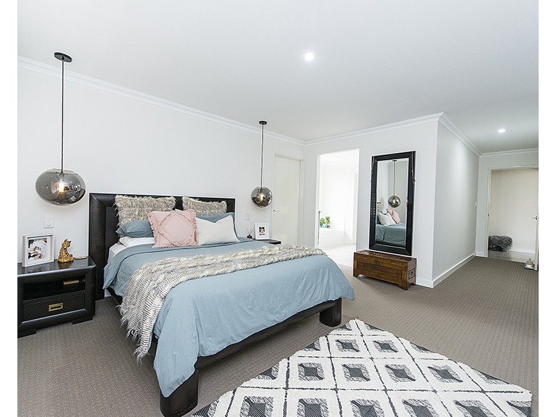 32 Berrington Trail, The Vines WA 6069