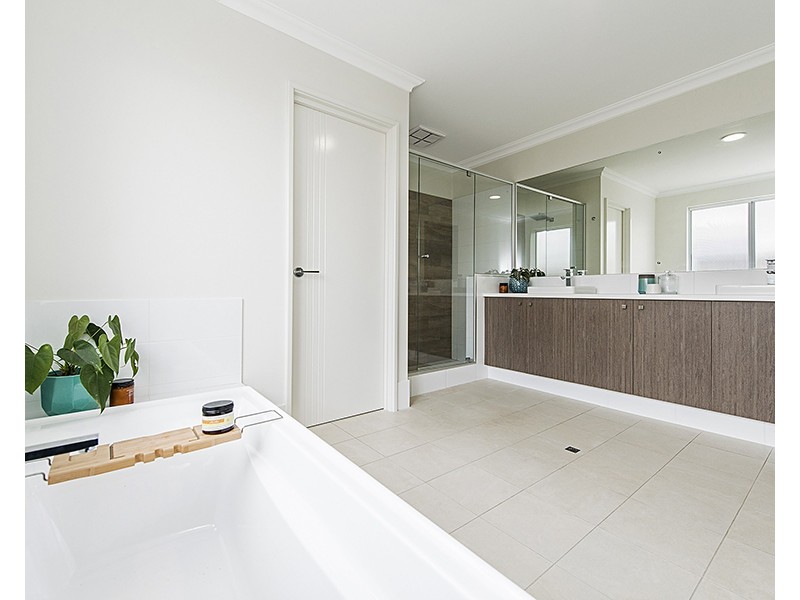 32 Berrington Trail, The Vines WA 6069