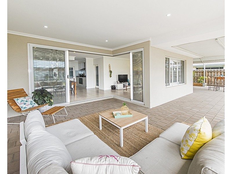 32 Berrington Trail, The Vines WA 6069