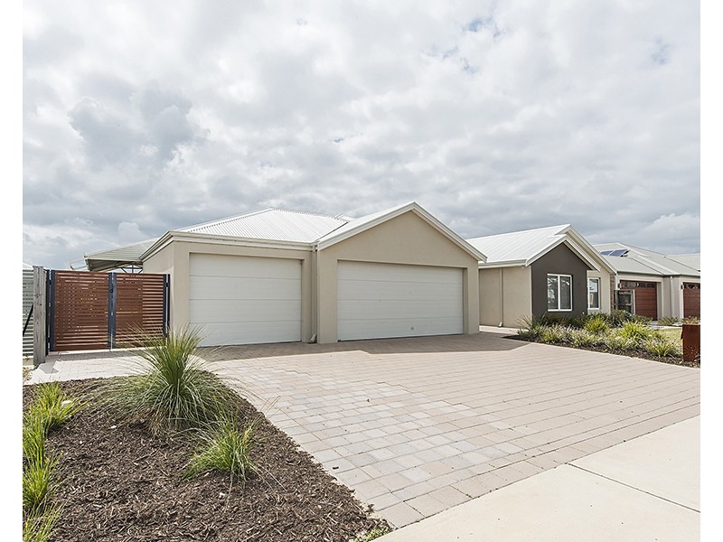 32 Berrington Trail, The Vines WA 6069