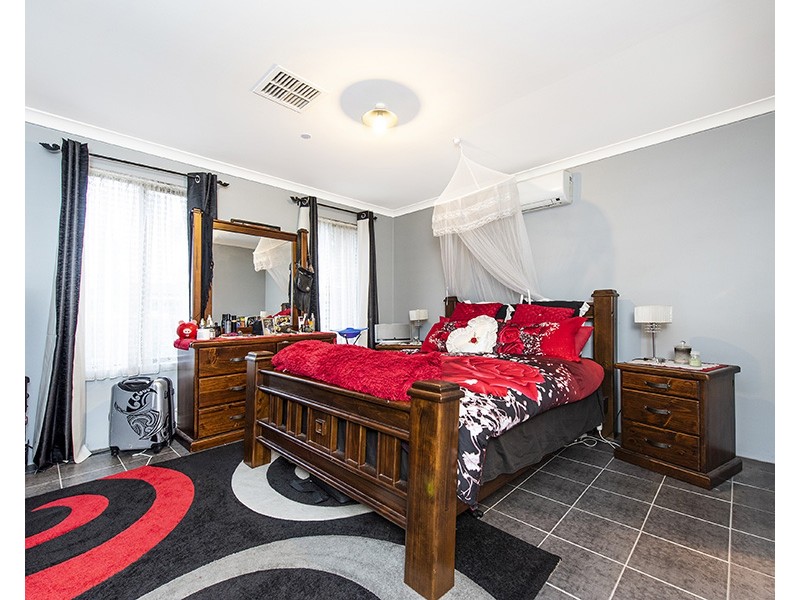 92 Vaucluse Crescent, Ellenbrook WA 6069