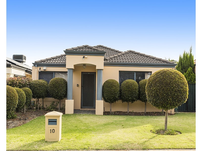 10 Lyon Way, Ellenbrook WA 6069