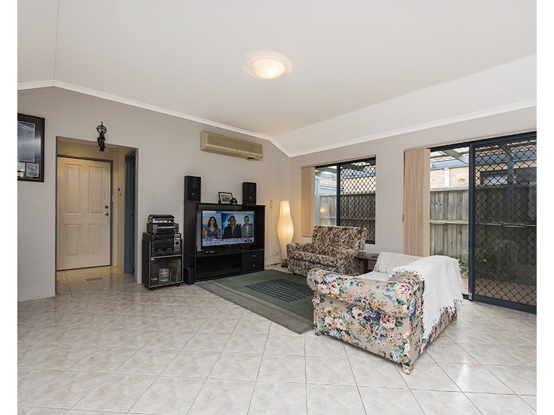 10 Lyon Way, Ellenbrook WA 6069
