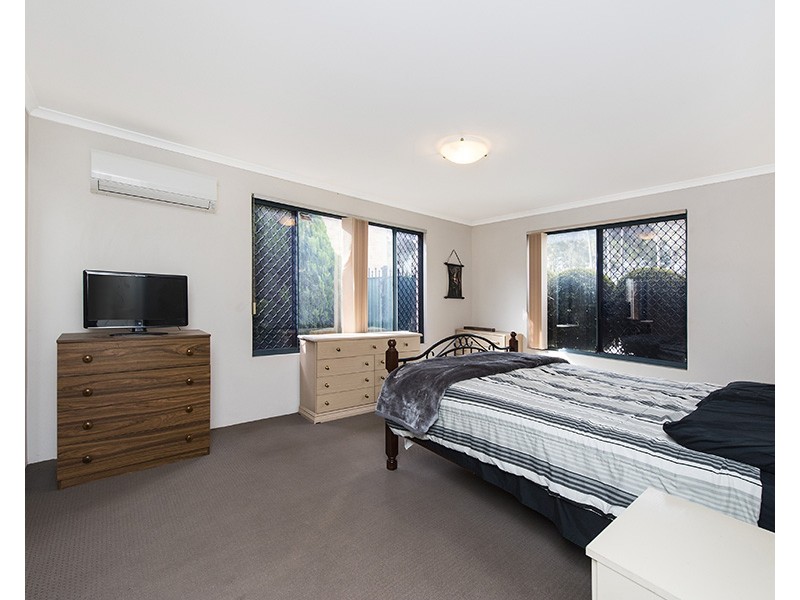 10 Lyon Way, Ellenbrook WA 6069
