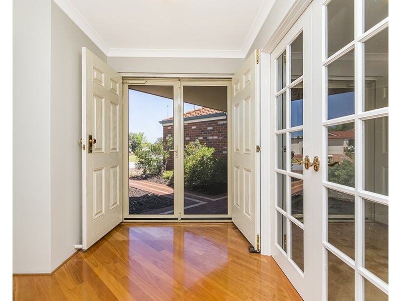 1 Tipuana Mews, Ellenbrook WA 6069