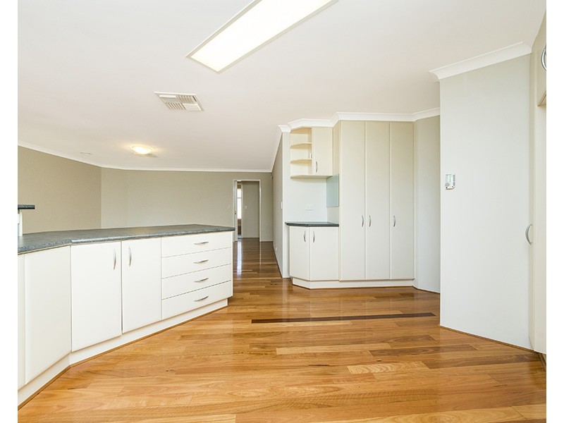 1 Tipuana Mews, Ellenbrook WA 6069