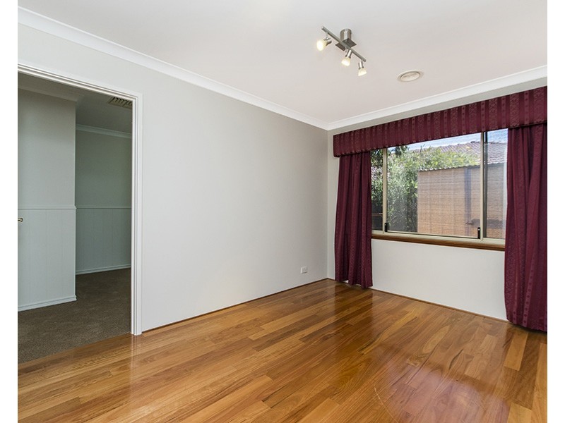 1 Tipuana Mews, Ellenbrook WA 6069