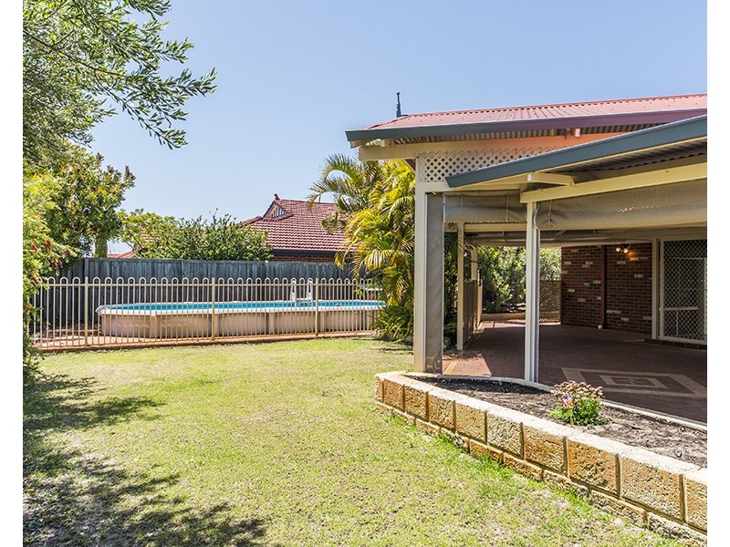 1 Tipuana Mews, Ellenbrook WA 6069