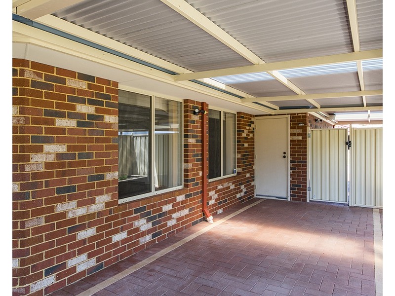 1 Tipuana Mews, Ellenbrook WA 6069