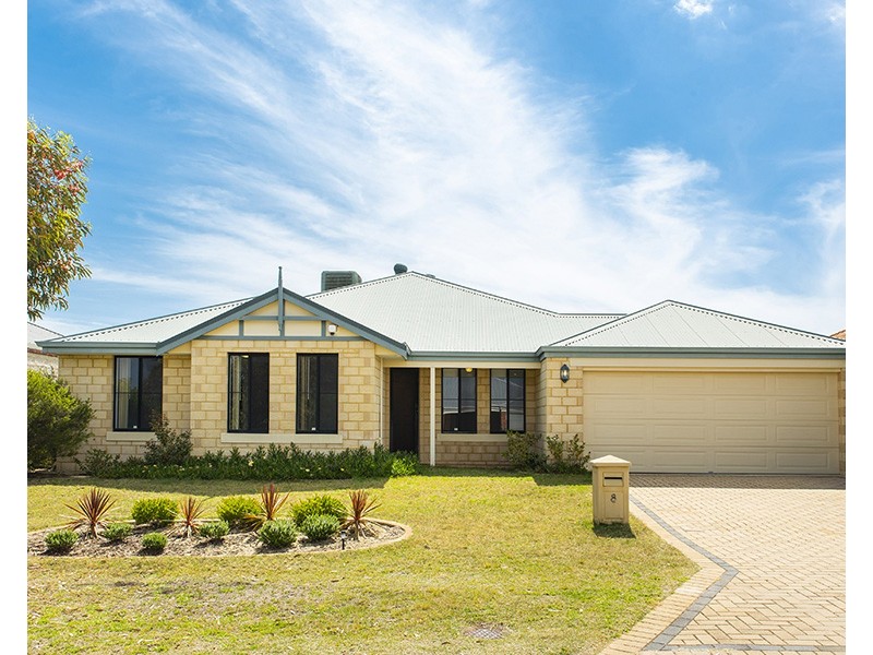 8 Simmonds Pass, Ellenbrook WA 6069