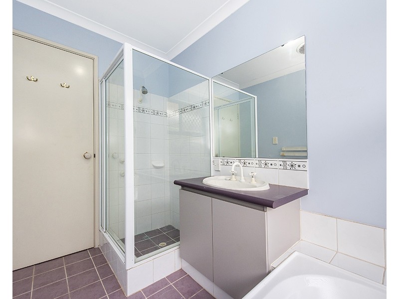 8 Simmonds Pass, Ellenbrook WA 6069
