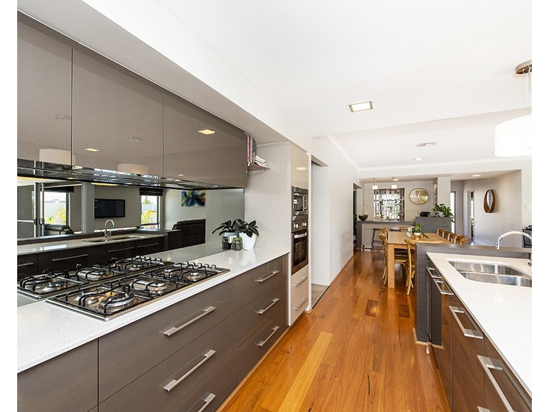 7 Adlington Way, Ellenbrook WA 6069