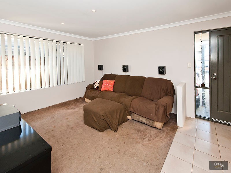 16 Glenallen Way, Ellenbrook WA 6069