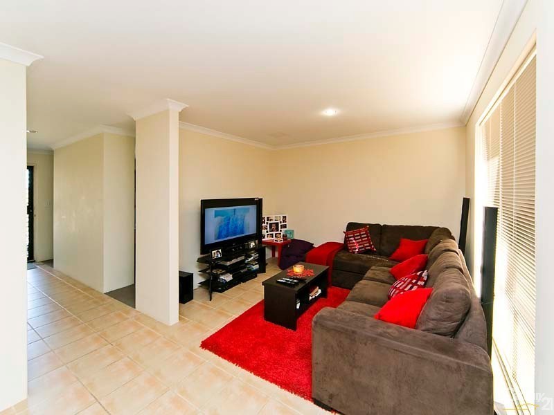 29 Redstone Trail, Ellenbrook WA 6069