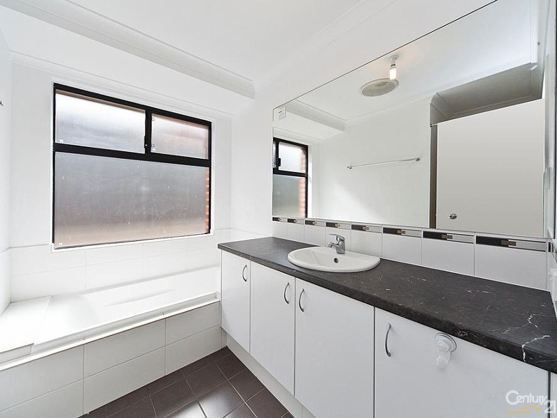 45 Duvall Parkway, Aveley WA 6069