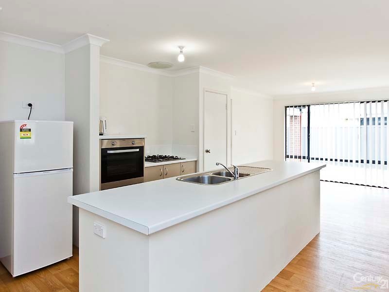 45 Duvall Parkway, Aveley WA 6069