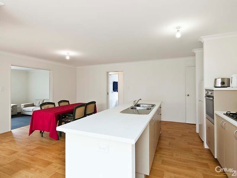 45 Duvall Parkway, Aveley WA 6069