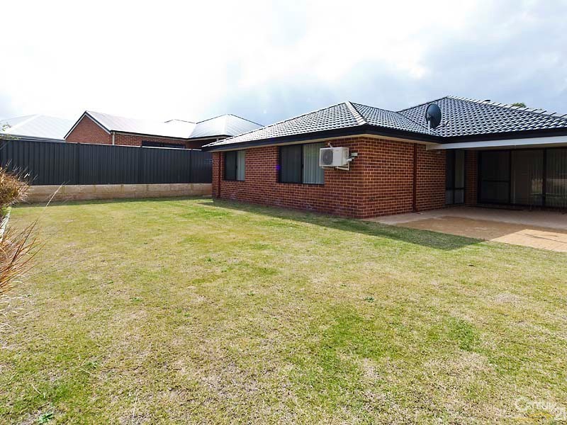 45 Duvall Parkway, Aveley WA 6069