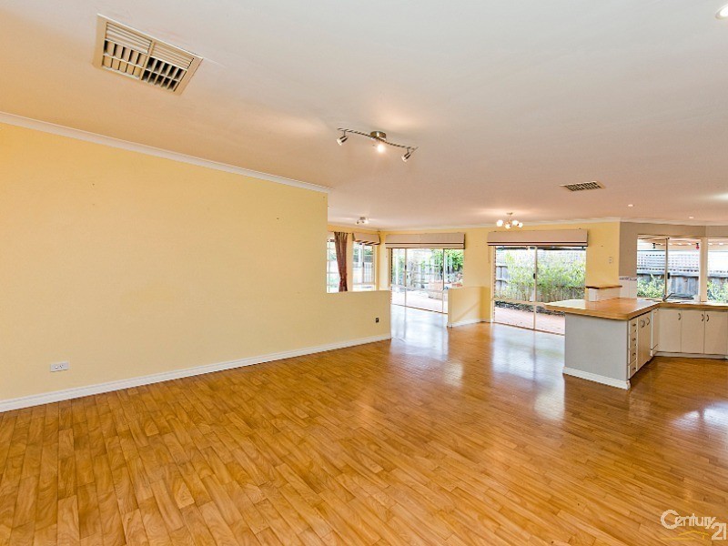 14 Tokara Avenue, Henley Brook WA 6055