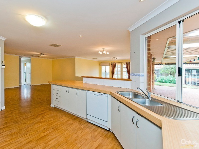 14 Tokara Avenue, Henley Brook WA 6055